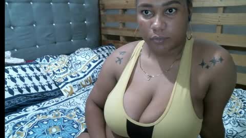 Kenia  online show from September 16, 2025, 7:04 pm