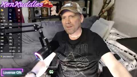 Snapshot of kenkuddles chatting on January 14, 2026, 2:17 am Ken Kuddles online show from January 14, 2026, 2:17 am
