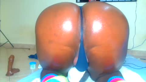 Snapshot of kenna_ass chatting on January 15, 2025, 8:16 pm Kenia online show from January 15, 2025, 8:16 pm