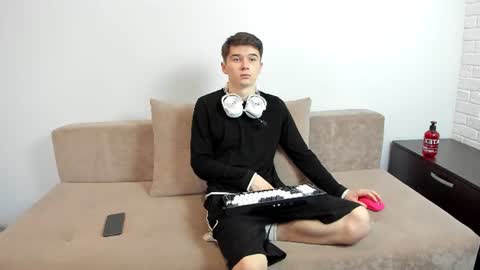 Snapshot of kennedy_max chatting on June 11, 2026, 2:48 pm kennedy max online show from June 11, 2026, 2:48 pm