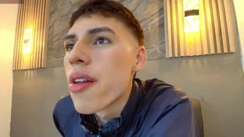 kenny_hank online show from May 6, 2026, 3:57 am