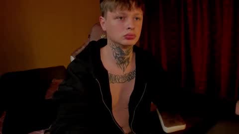 Kenny online show from October 5, 2025, 3:32 pm