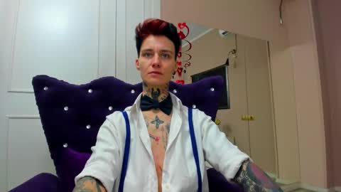 Sellena and Kenny online show from December 4, 2025, 7:44 pm