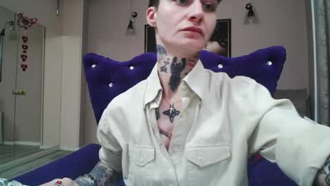 Snapshot of kennyvibe chatting on April 22, 2026, 5:25 pm kennyvibe online show from April 22, 2026, 5:25 pm