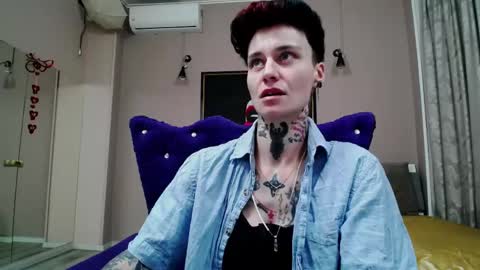 Snapshot of kennyvibe chatting on May 13, 2026, 12:02 pm kennyvibe online show from May 13, 2026, 12:02 pm