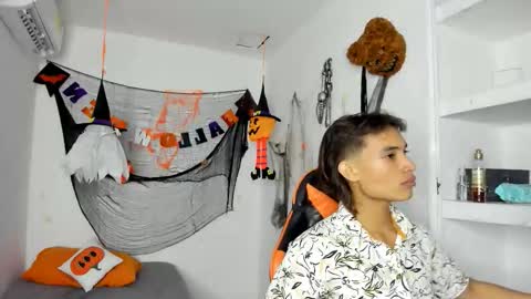 kenshi_roa online show from November 1, 2025, 8:27 am