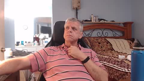 Snapshot of kent_ham chatting on February 11, 2025, 1:41 am kent_ham online show from February 11, 2025, 1:41 am