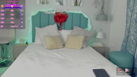 kentha_mitchells online show from December 14, 2024, 10:56 am