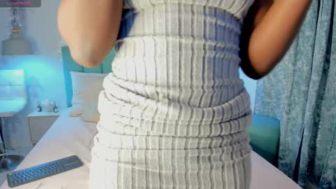 kentha_mitchells online show from March 10, 2025, 10:04 am