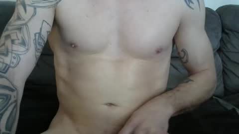 Snapshot of kenw34 chatting on February 19, 2026, 1:07 pm kenw34 online show from February 19, 2026, 1:07 pm