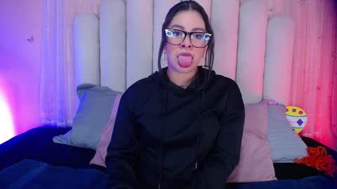 Keny online show from March 26, 2026, 3:34 am