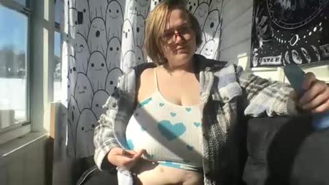 kenzibb online show from February 9, 2026, 3:38 pm