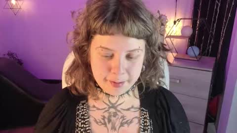 Snapshot of kenziesharik chatting on October 29, 2025, 4:37 am Kenzie online show from October 29, 2025, 4:37 am