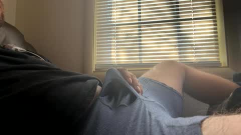 kepkon00 online show from December 5, 2025, 4:47 pm