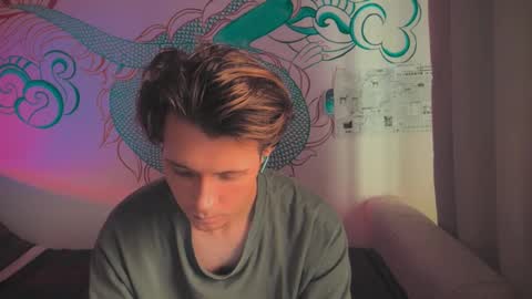 Snapshot of kero180 chatting on September 21, 2025, 9:55 am Kero online show from September 21, 2025, 9:55 am