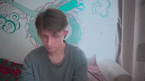 Snapshot of kero180 chatting on October 1, 2025, 12:11 pm Kero online show from October 1, 2025, 12:11 pm