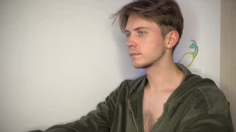 Snapshot of kero180 chatting on October 12, 2025, 3:55 pm Kero online show from October 12, 2025, 3:55 pm