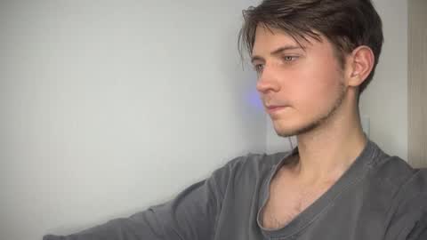 Snapshot of kero180 chatting on October 28, 2025, 10:01 pm Kero online show from October 28, 2025, 10:01 pm