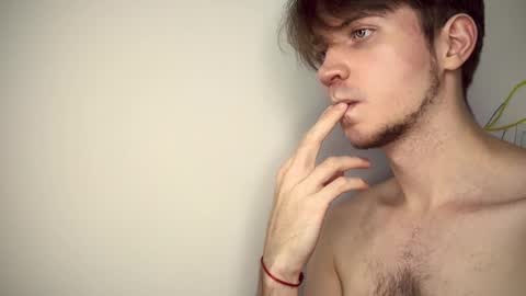 Snapshot of kero180 chatting on October 29, 2025, 7:04 pm Kero online show from October 29, 2025, 7:04 pm