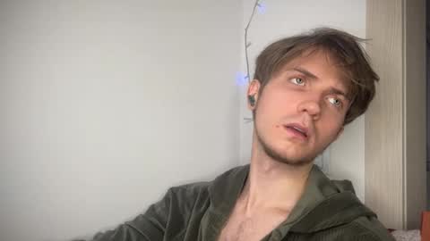 Kero online show from November 16, 2025, 4:12 pm