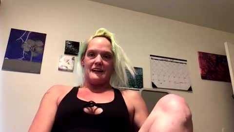 Snapshot of keroseneangel chatting on November 19, 2025, 9:26 pm KeroseneAngel online show from November 19, 2025, 9:26 pm