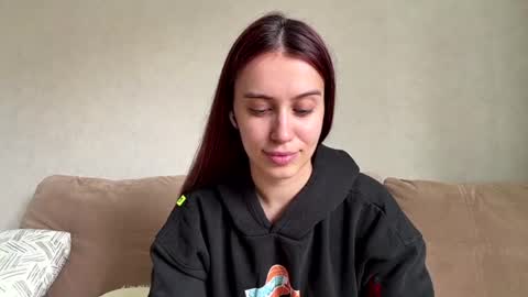 Lina online show from July 9, 2026, 6:17 am