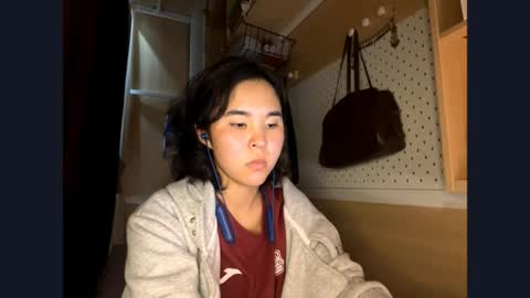 Jenny  online show from April 30, 2026, 5:58 am
