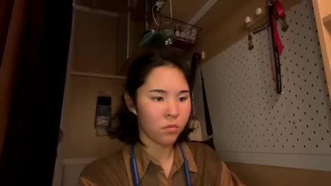 Jenny  online show from May 7, 2026, 5:24 am