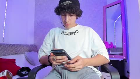 Kev online show from January 16, 2025, 10:44 pm