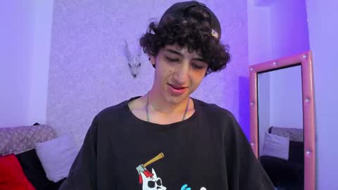 Kev online show from February 3, 2025, 7:42 pm