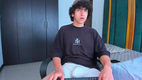 Kev online show from September 10, 2025, 6:19 pm