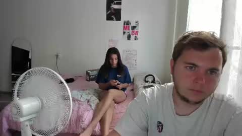 Snapshot of kesh_mne chatting on July 1, 2026, 3:12 pm kesh_mne online show from July 1, 2026, 3:12 pm