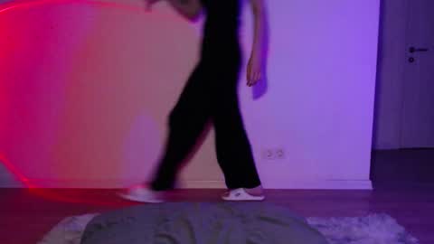 kesha online show from March 1, 2026, 2:41 pm