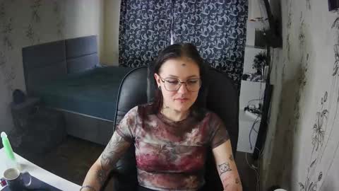 Snapshot of keshiahouman chatting on February 1, 2026, 10:14 am Kati online show from February 1, 2026, 10:14 am