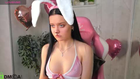 kessi_millis online show from February 14, 2026, 1:02 am