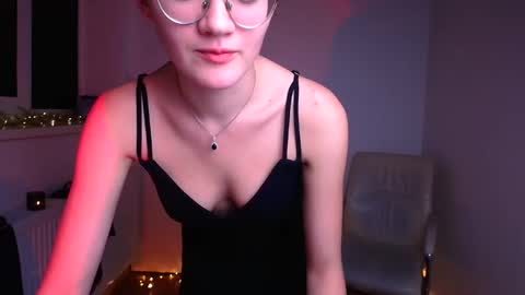 Ketrin online show from December 30, 2024, 2:20 am