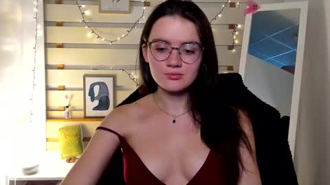 Ketrin online show from September 21, 2025, 6:53 pm