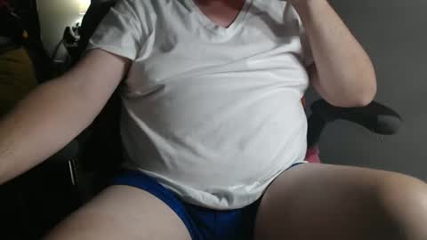 Snapshot of kev92569 chatting on February 17, 2025, 1:25 am kev92569 online show from February 17, 2025, 1:25 am