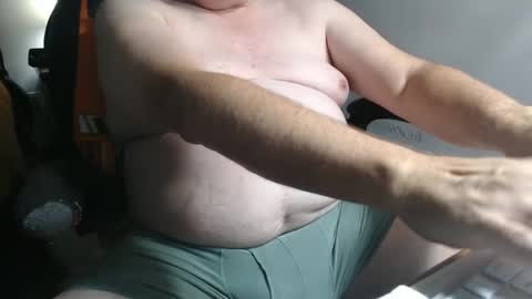 Snapshot of kev92569 chatting on September 23, 2025, 12:13 am kev92569 online show from September 23, 2025, 12:13 am