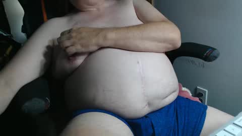 Snapshot of kev92569 chatting on September 25, 2025, 12:47 am kev92569 online show from September 25, 2025, 12:47 am