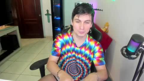 Kevin online show from April 24, 2026, 11:18 pm