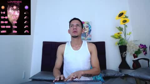Snapshot of kevin__max_ chatting on March 1, 2025, 7:15 pm Kev online show from March 1, 2025, 7:15 pm