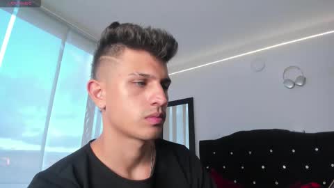 Kevin Ahs online show from October 24, 2025, 10:17 pm