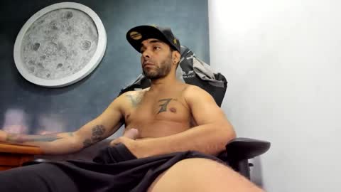 Kevin online show from October 23, 2025, 10:30 pm