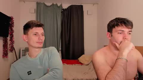 Snapshot of kevin_hornyyy chatting on October 25, 2025, 6:35 pm kevin online show from October 25, 2025, 6:35 pm