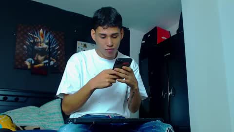 Kevin  y marlon online show from March 6, 2025, 5:11 pm