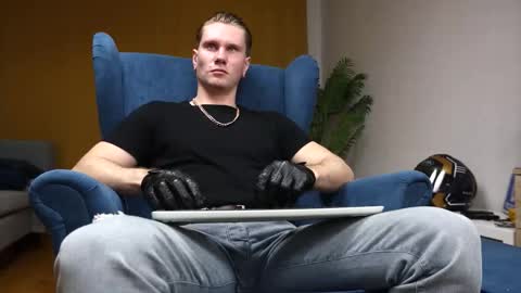 Kev online show from November 14, 2025, 5:22 pm