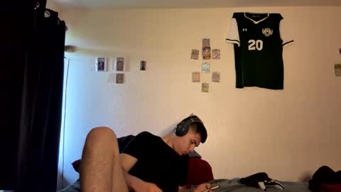 kevinderon1 online show from May 25, 2026, 11:55 pm