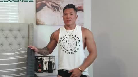 Snapshot of kevinkham chatting on April 26, 2026, 9:56 pm kevinkham online show from April 26, 2026, 9:56 pm