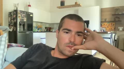 Snapshot of kevinpillobello chatting on July 21, 2026, 8:05 am kevinpillobello online show from July 21, 2026, 8:05 am
